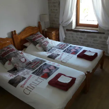 Holiday home Les Du Breuillat